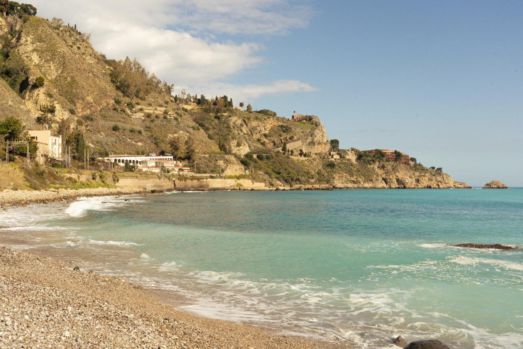 Johnny'S Suites Taormina Beach Bay Dış mekan fotoğraf