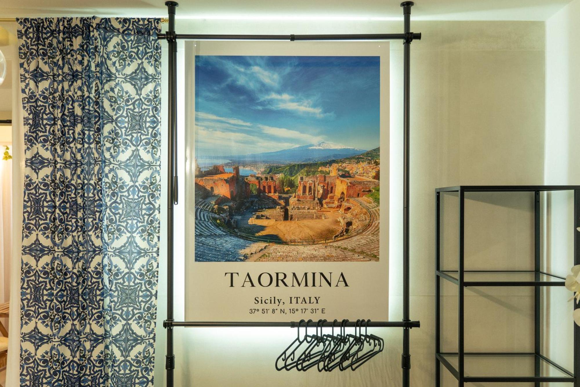 Johnny'S Suites Taormina Beach Bay Dış mekan fotoğraf